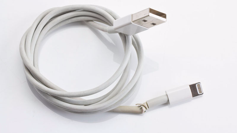Inspect the USB cable for any visible damage or fraying.
If the cable appears damaged, replace it with a new one.